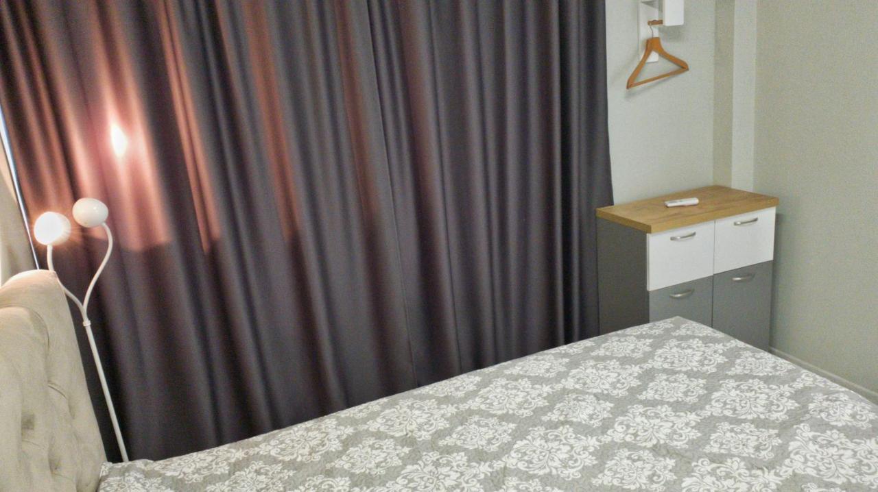 Cozy Studio Near The Park With Huge Verandah. 大特尔诺沃 外观 照片